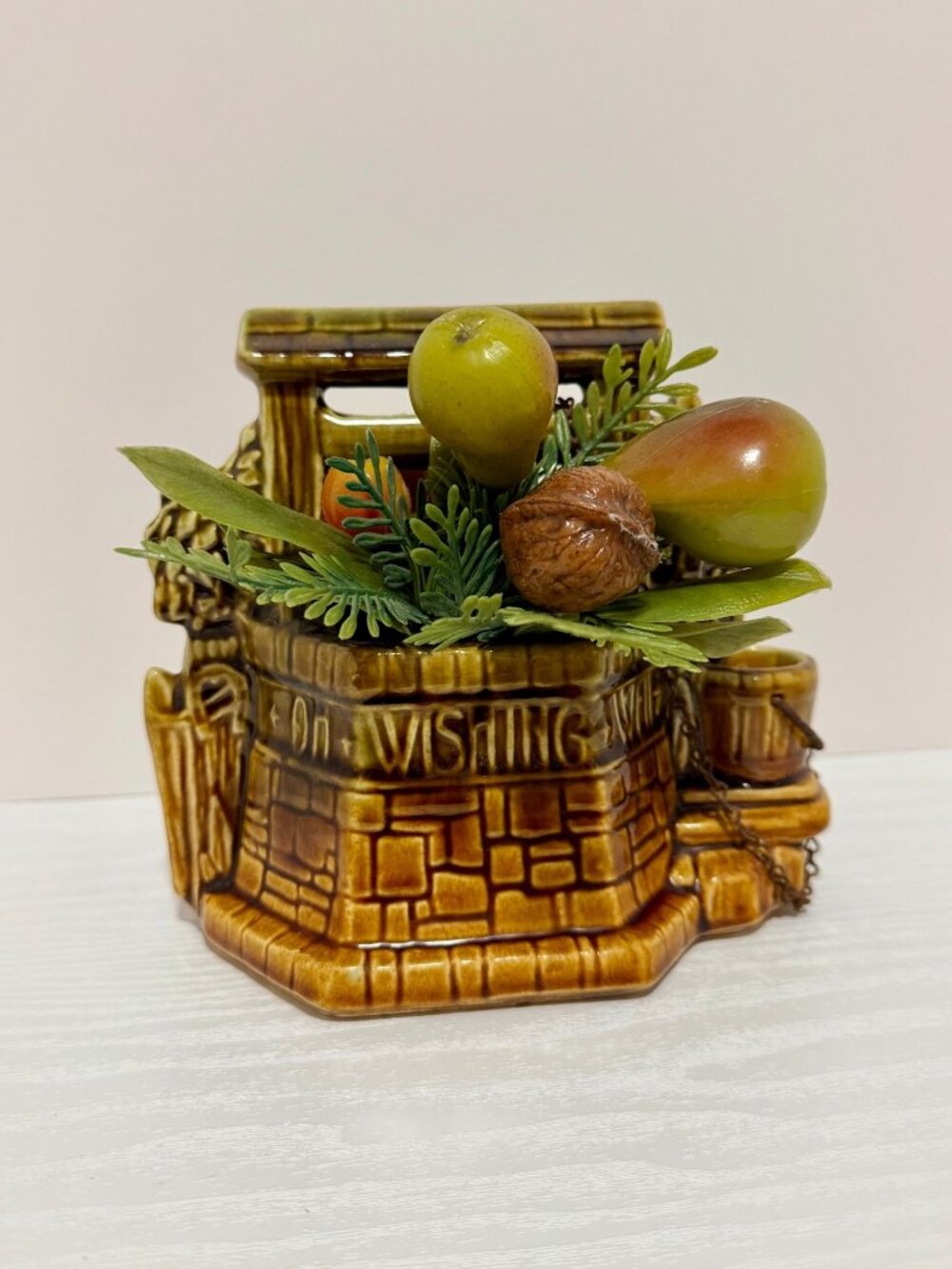 McCoy USA Pottery Wishing Well CeramicPlanter Vintage With Chain VTG MCM